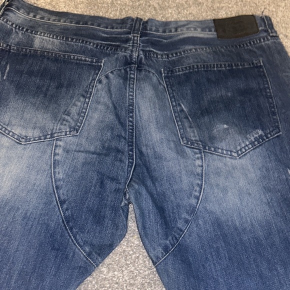Distressed ridged knee blue Jean by Ranch & Dvlpmnt - Picture 7 of 7